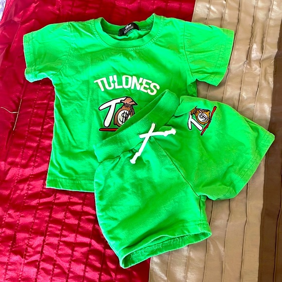 Tulones Infant Green Matching Short Set - Picture 1 of 1